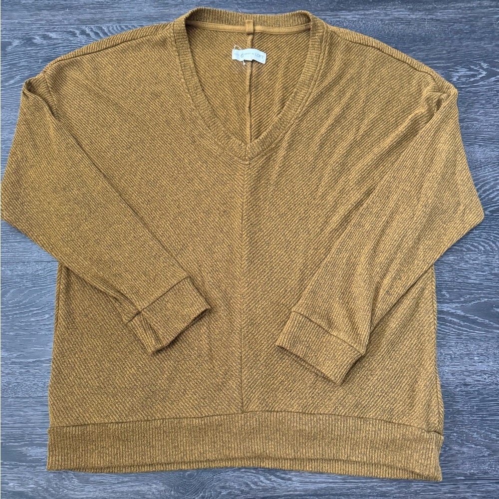 Lou and Grey Loft Sweater. Large.